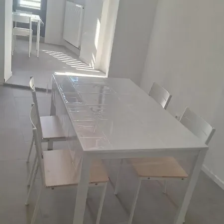 La Fafa Homestay *